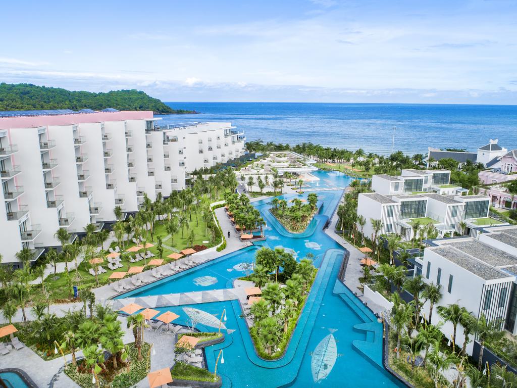 Voucher Premier Residences Phu Quoc Emerald Bay tiêu chuẩn 5 sao