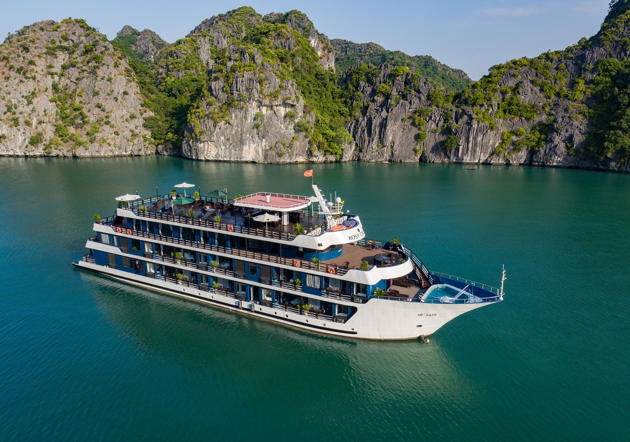 Combo Nghỉ Dưỡng Du Thuyền Rosy Cruise 5 Sao (30/4 – 1/5)